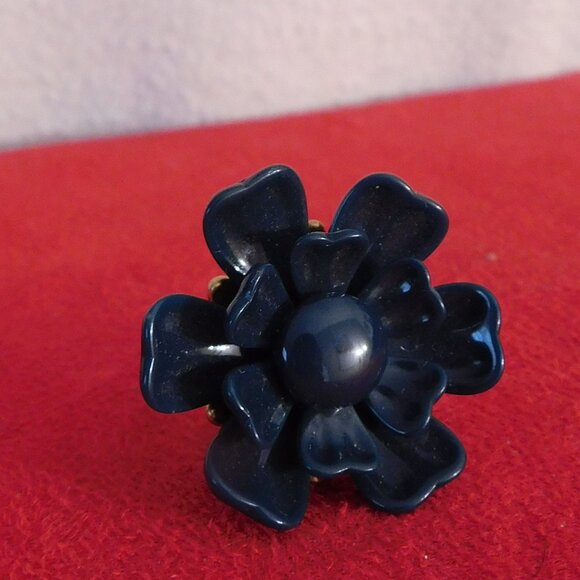 Ladies Pilgrim Navy Flower Designed Ring - Picture 6 of 6